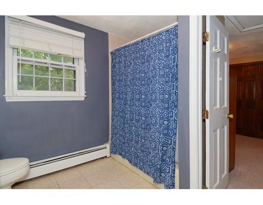 124 Hull St, Beverly, MA 01915 photo 25