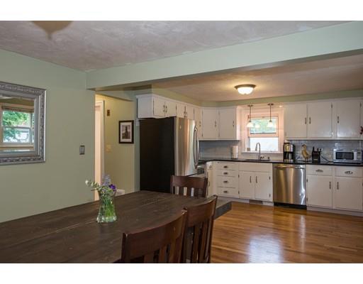 30 Ledge St, Stoneham, MA 02180 photo 5