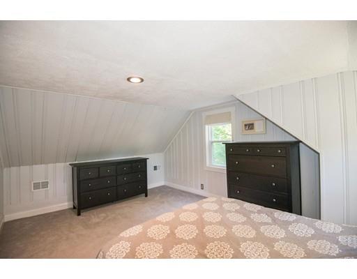 30 Ledge St, Stoneham, MA 02180 photo 16