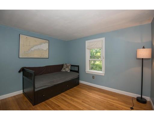 30 Ledge St, Stoneham, MA 02180 photo 14