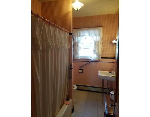 10 Berwick Ct, Everett, MA 02149 photo 16