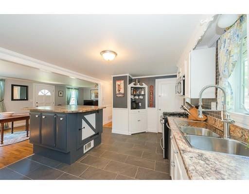 16 Macarthur Rd, Beverly, MA 01915 photo 18