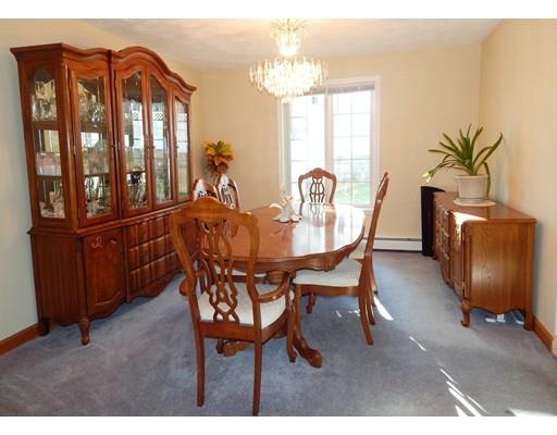 14 Montrose Ave, Wakefield, MA 01880 photo 5