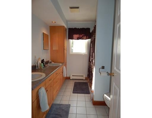 14 Montrose Ave, Wakefield, MA 01880 photo 13