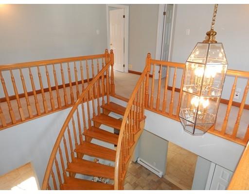 14 Montrose Ave, Wakefield, MA 01880 photo 17