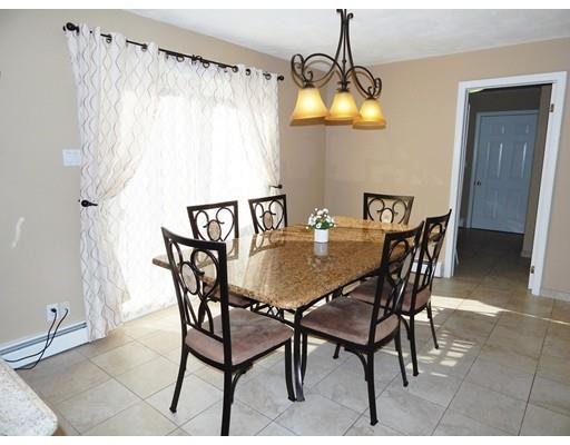 14 Montrose Ave, Wakefield, MA 01880 photo 4