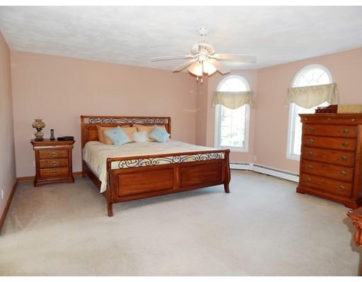 14 Montrose Ave, Wakefield, MA 01880 photo 9