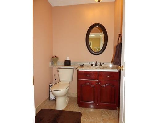 14 Montrose Ave, Wakefield, MA 01880 photo 15