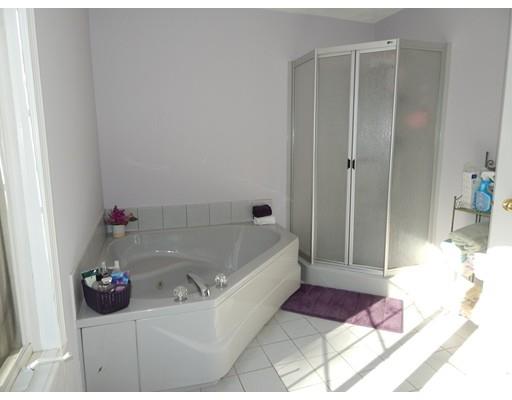 14 Montrose Ave, Wakefield, MA 01880 photo 11