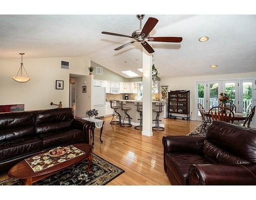25 Riverside Dr, Reading, MA 01867 photo 15