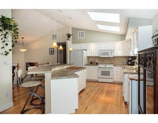 25 Riverside Dr, Reading, MA 01867 photo 14