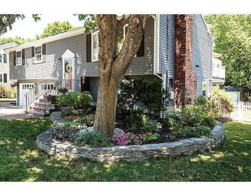 25 Riverside Dr, Reading, MA 01867 photo 1