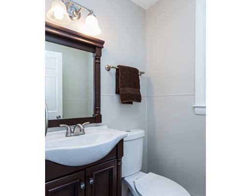 81 Upton St, Springfield, MA 01104 photo 15