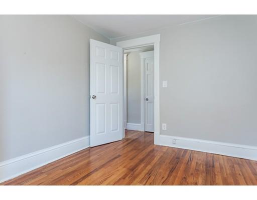 81 Upton St, Springfield, MA 01104 photo 19