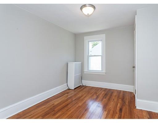81 Upton St, Springfield, MA 01104 photo 18