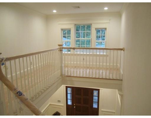 100 Pilgrim Rd, Wellesley, MA 02481 photo 8