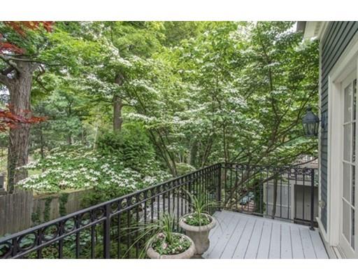 348 Walnut St, Brookline, MA 02445 photo 22