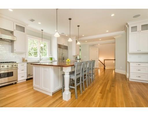 348 Walnut St, Brookline, MA 02445 photo 10