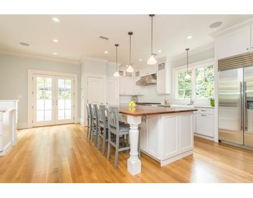 348 Walnut St, Brookline, MA 02445 photo 9