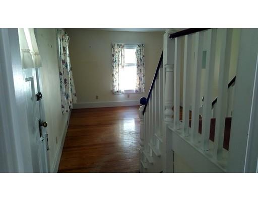 19 Willis St, Saugus, MA 01906 photo 7