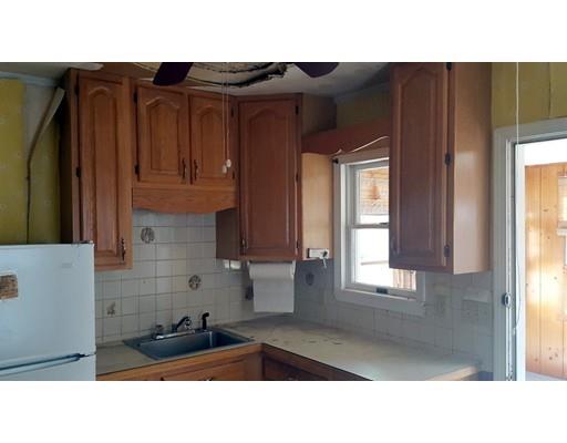 19 Willis St, Saugus, MA 01906 photo 16