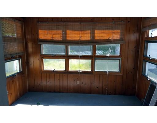 19 Willis St, Saugus, MA 01906 photo 13