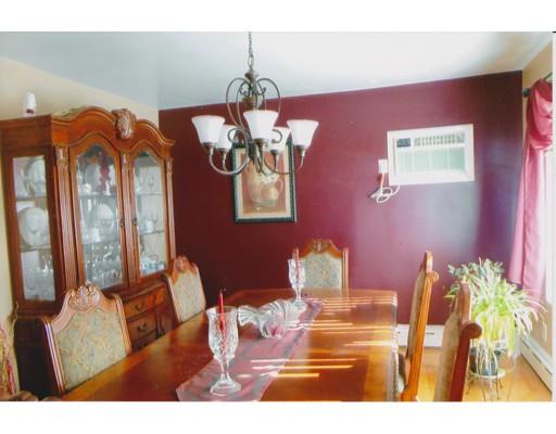 669 Valentine St, Fall River, MA 02720 photo 4