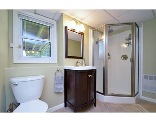 39 Leslie Rd, Worcester, MA 01605 photo 16