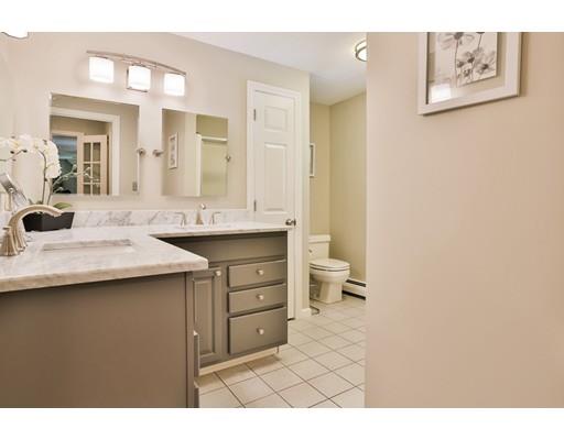 16 Kent St, Windham, NH 03087 photo 19