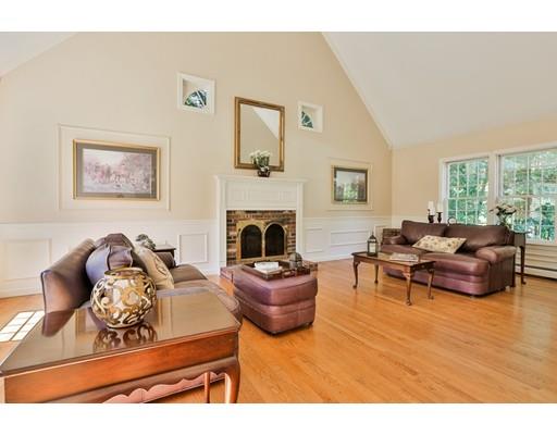 16 Kent St, Windham, NH 03087 photo 12