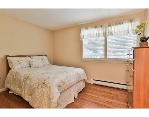 16 Kent St, Windham, NH 03087 photo 21