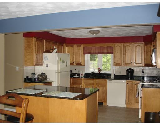 14 Brookside Dr, Acushnet, MA 02743 photo 7