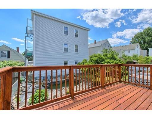 31 Walnut St, Lowell, MA 01852 photo 17