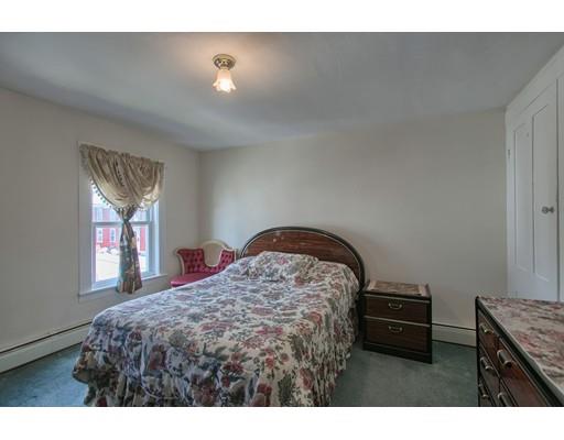 31 Walnut St, Lowell, MA 01852 photo 13