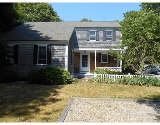 10 Hickory Cir, Mashpee, MA 02649 photo 2