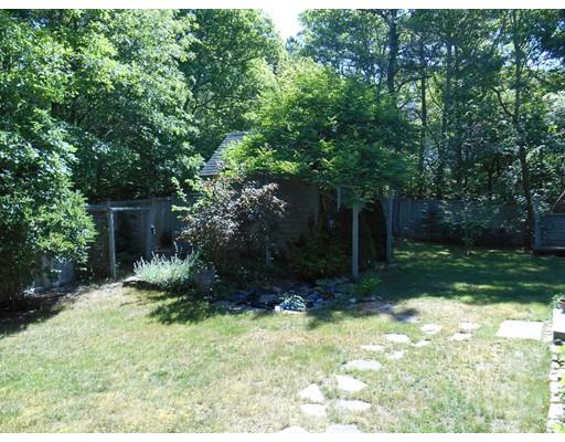 10 Hickory Cir, Mashpee, MA 02649 photo 19