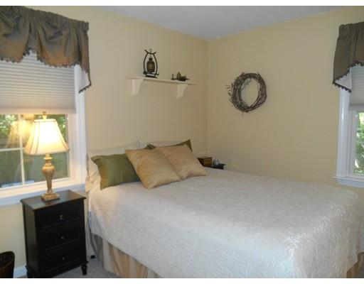 10 Hickory Cir, Mashpee, MA 02649 photo 7