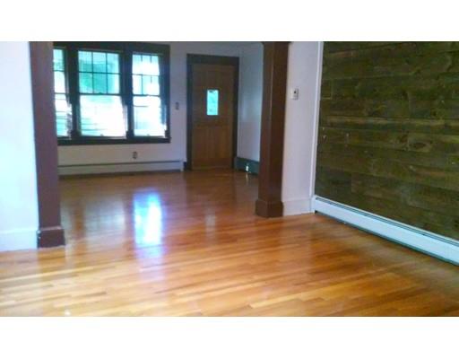 97 Noel St, Springfield, MA 01108 photo 12