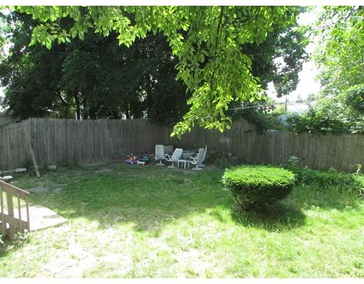 97 Noel St, Springfield, MA 01108 photo 9