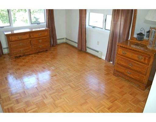 39 Pleasant St, Wareham, MA 02571 photo 9