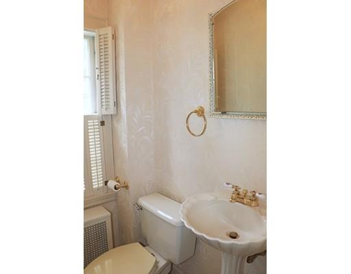 82 Beaufort Ave, Needham, MA 02492 photo 10