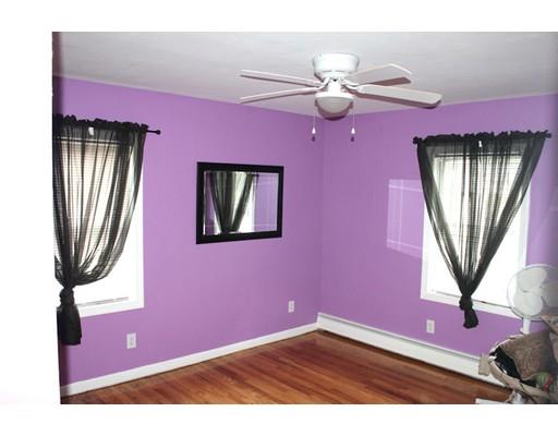 386 Hermitage Dr, Springfield, MA 01129 photo 15