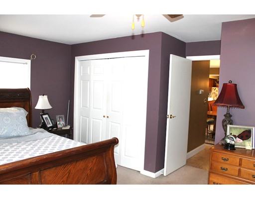 386 Hermitage Dr, Springfield, MA 01129 photo 12