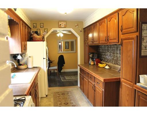 386 Hermitage Dr, Springfield, MA 01129 photo 5