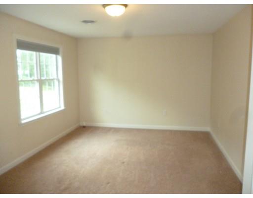 138 Orient St, Worcester, MA 01604 photo 12