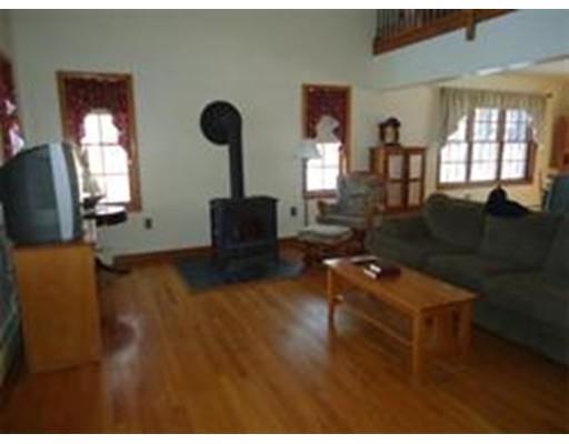 58 Collins Rd, Hardwick, MA 01037 photo 6
