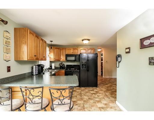130 Garnet St, Springfield, MA 01129 photo 13