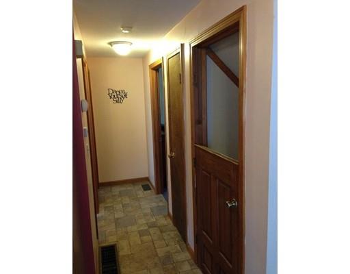 27 Marmon, Springfield, MA 01129 photo 7