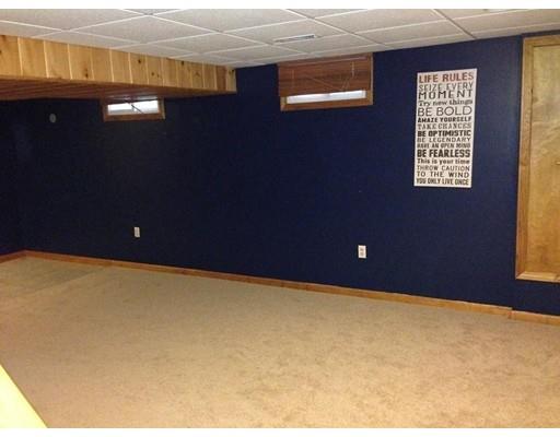 27 Marmon, Springfield, MA 01129 photo 17