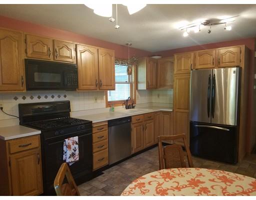 27 Marmon, Springfield, MA 01129 photo 6